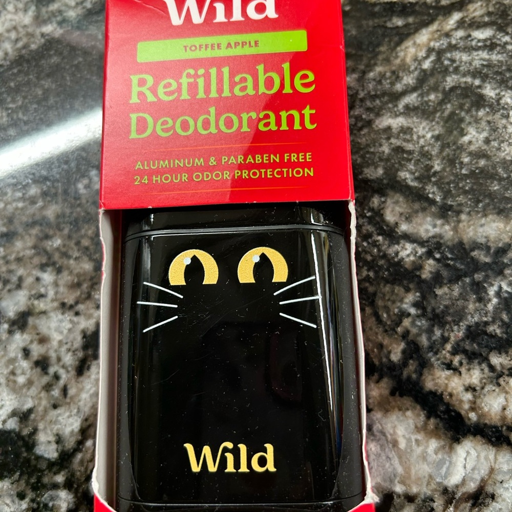 WILD— Toffee Apple Refillable Deodorant - Black and Gold